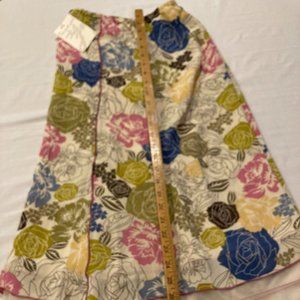 Plus Size Floral Skirt